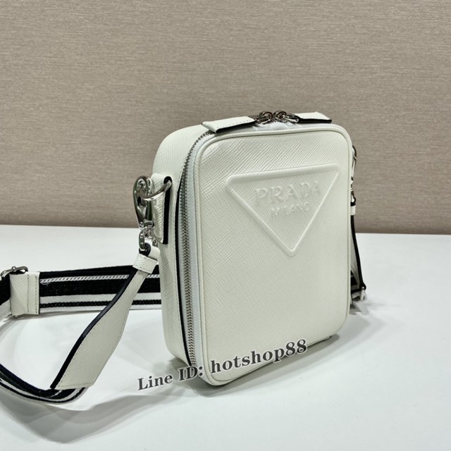 Prada專櫃新款刺繡織帶男斜跨包 2VH154 普拉達白色Saffiano皮革男包 csp1093